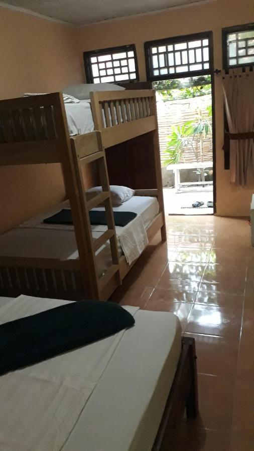 Fullesguesthouse Gili Trawangan Exterior photo